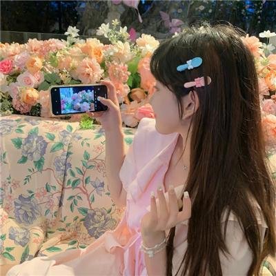 女魔